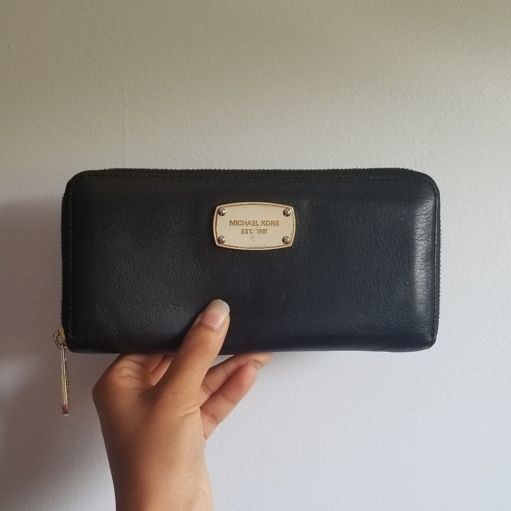 Michael Kors wallet